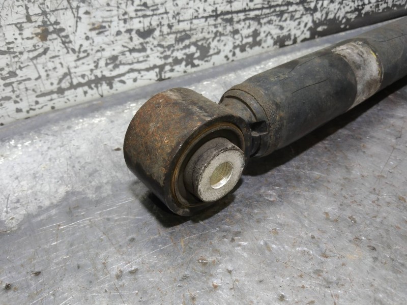 Recambio de amortiguador trasero izquierdo para skoda octavia combi (5e5) ambition referencia OEM IAM   