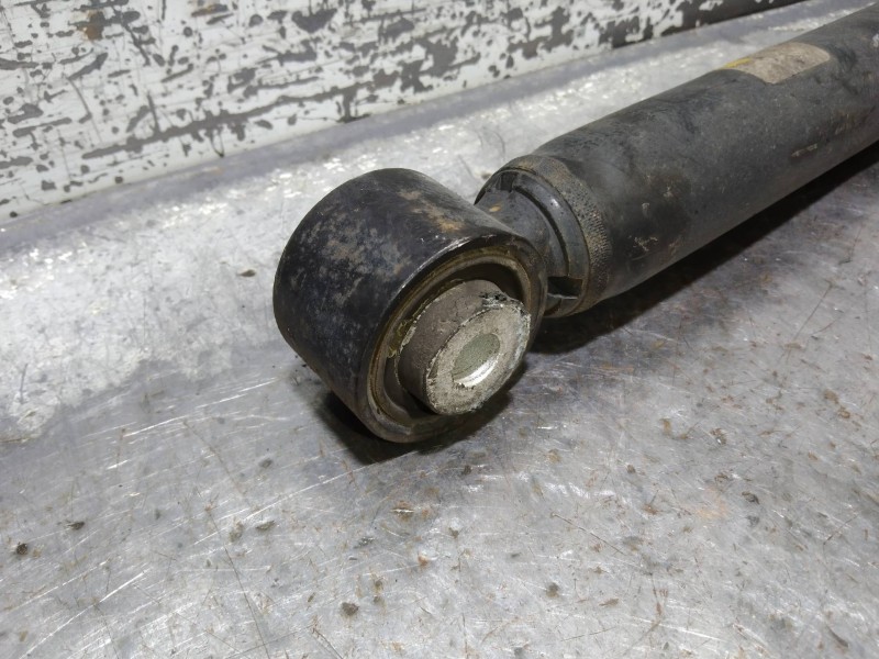 Recambio de amortiguador trasero derecho para skoda octavia combi (5e5) ambition referencia OEM IAM   