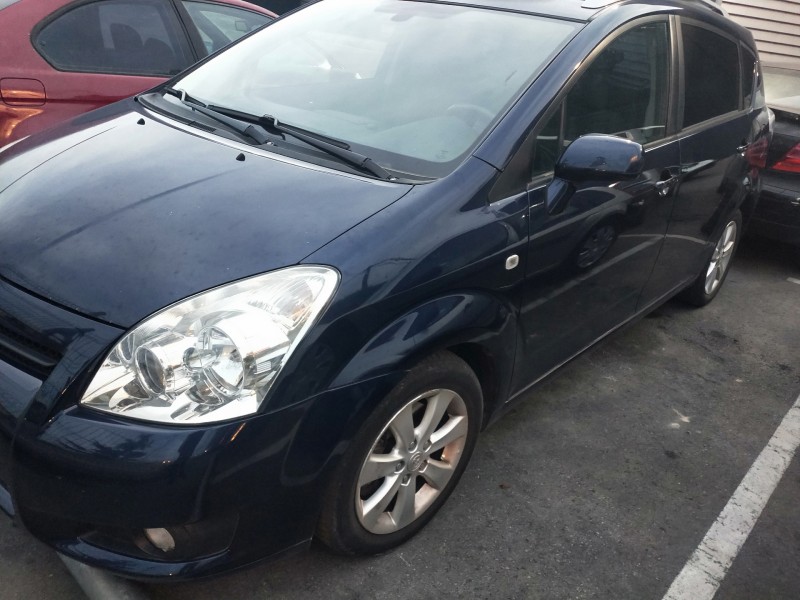 toyota corolla verso (r1) del año 2007
