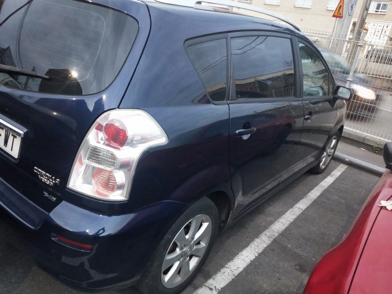 toyota corolla verso (r1) del año 2007