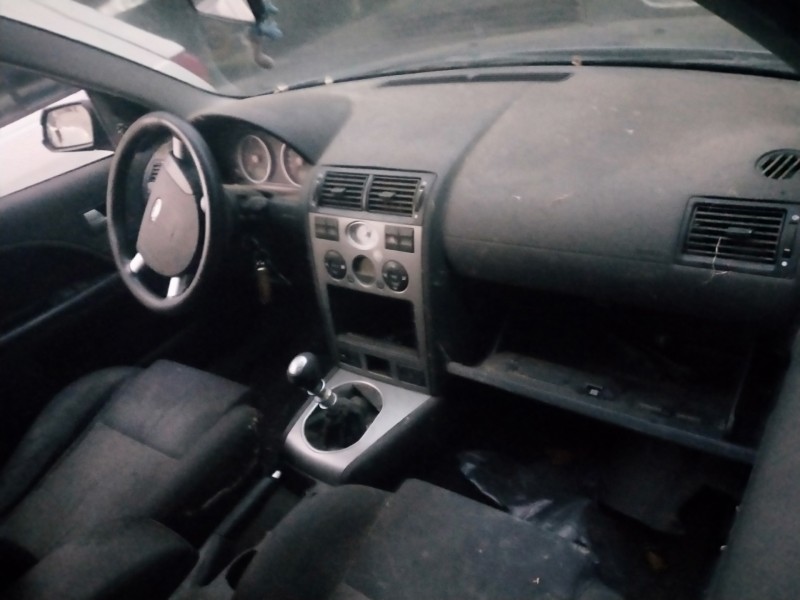 ford mondeo berlina (ge) del año 2002