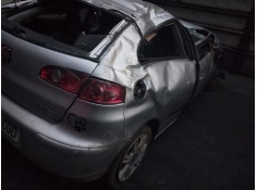 seat ibiza (6l1) del año 2003 2