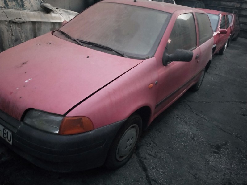 fiat punto berlina (176) del año 1997