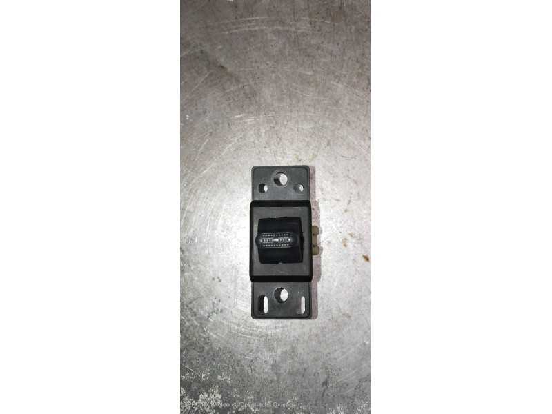 Recambio de mando elevalunas delantero derecho para chrysler voyager (rg) 2.5 crd se referencia OEM IAM   