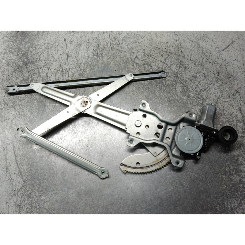 Recambio de elevalunas delantero izquierdo para suzuki swift berlina (mz) gl (3-ptas.) referencia OEM IAM 8346063J00 2621003380 