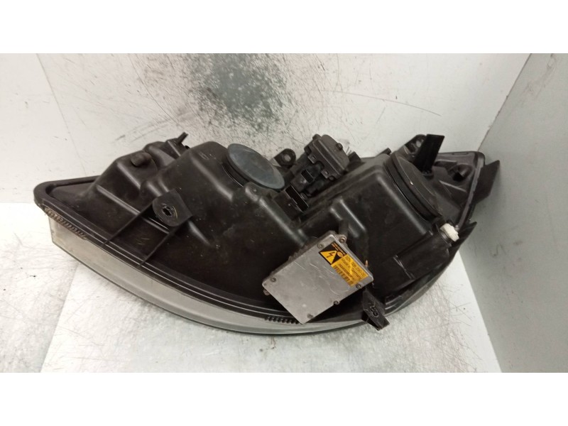 Recambio de faro derecho para renault scenic ii 2.0 referencia OEM IAM   