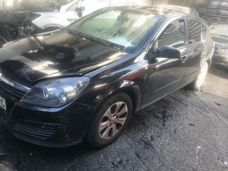 opel astra h berlina del año 2005
