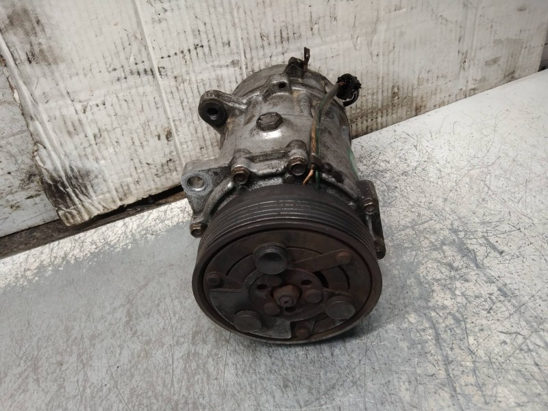 Recambio de compresor aire acondicionado para volkswagen golf iv berlina (1j1) conceptline referencia OEM IAM SD7V161215 1J08208