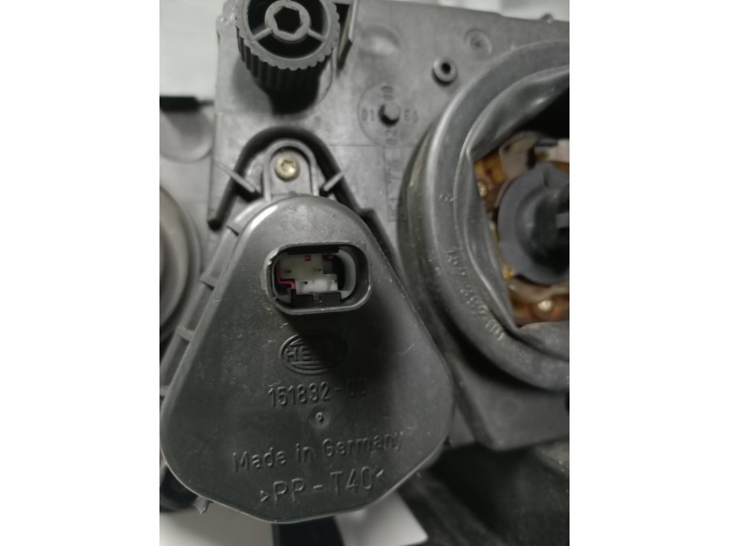 Recambio de faro derecho para bmw x5 (e53) 3.0i referencia OEM IAM 15183400R  