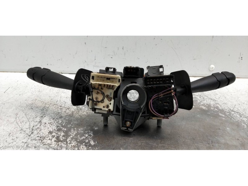 Recambio de mando luces para renault scenic (ja..) 1.9 dci rt referencia OEM IAM V7700428202 54034960A 