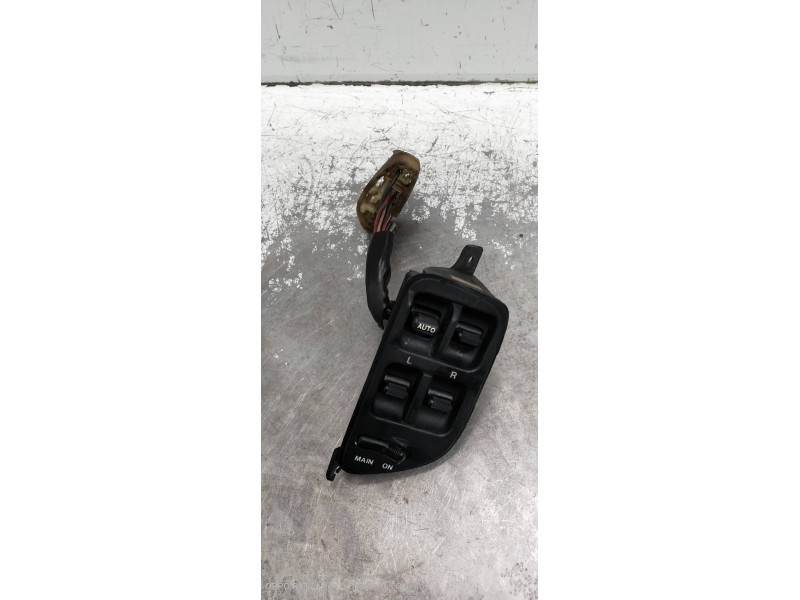 Recambio de mando elevalunas delantero izquierdo para mg rover serie 400 (xw) 416 gti referencia OEM IAM   