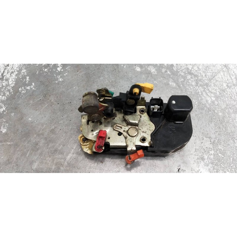 Recambio de motor cierre centralizado delantero izquierdo para chrysler pt cruiser (pt) 2.0 classic referencia OEM IAM   5P