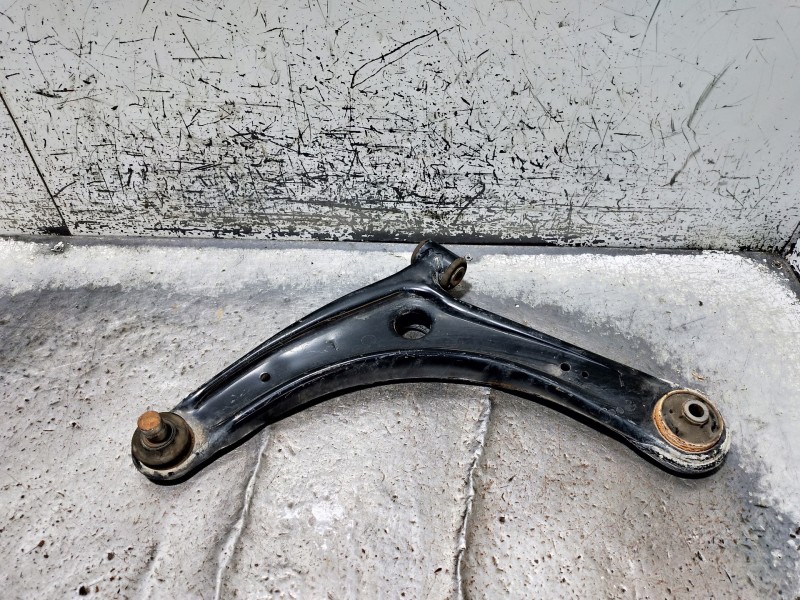 Recambio de brazo suspension inferior delantero izquierdo para mitsubishi asx (ga0w) motion 2wd referencia OEM IAM   