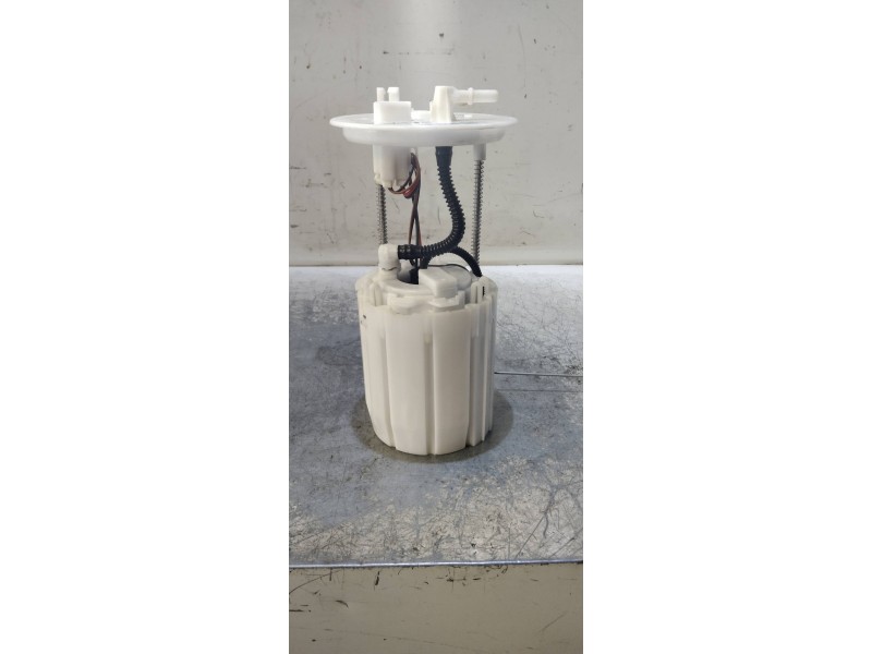 Recambio de bomba combustible para ssangyong tivoli crystal 4x2 referencia OEM IAM 2230035300 1000D13450 