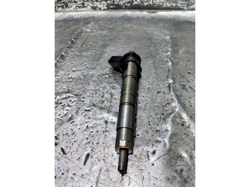 Recambio de inyector para bmw serie 4 coupe (f32) 435d xdrive referencia OEM IAM 782346101  