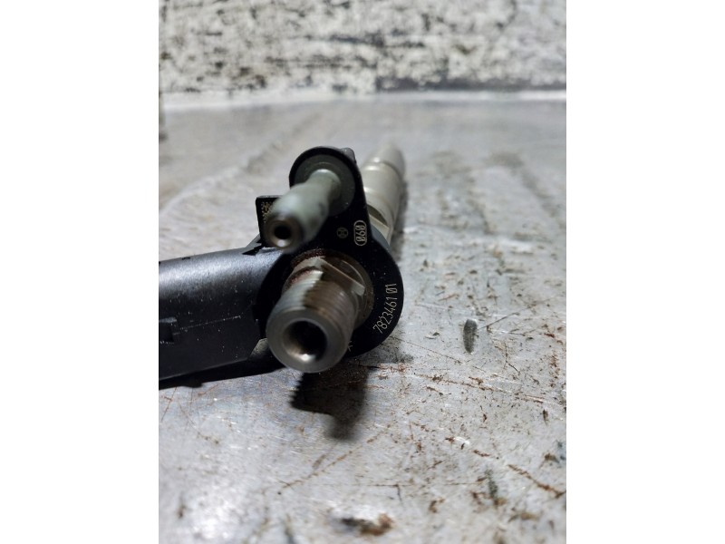 Recambio de inyector para bmw serie 4 coupe (f32) 435d xdrive referencia OEM IAM   