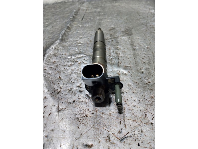 Recambio de inyector para bmw serie 4 coupe (f32) 435d xdrive referencia OEM IAM 782346101  