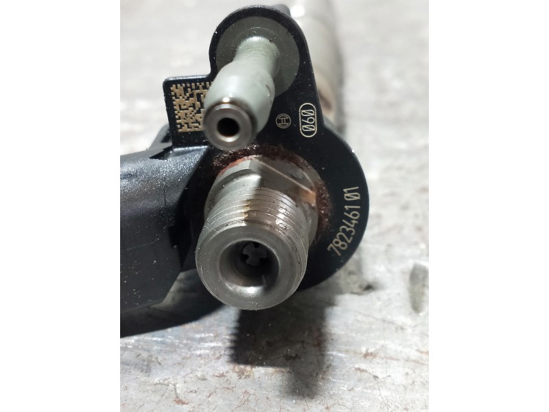 Recambio de inyector para bmw serie 4 coupe (f32) 435d xdrive referencia OEM IAM 782346101  