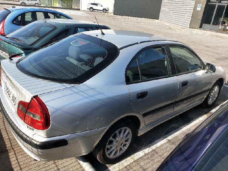 mitsubishi carisma berlina 5 (da0) del año 2016