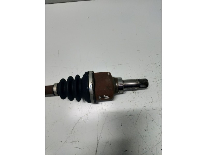 Recambio de transmision delantera izquierda para peugeot 206+ básico referencia OEM IAM 9670634880  