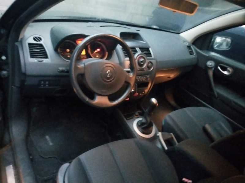 renault megane ii berlina 3p del año 2004