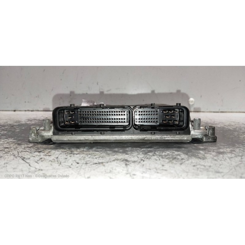 Recambio de centralita motor uce para chrysler voyager (rg) 2.5 crd se referencia OEM IAM 0281011280 P04727666AC 