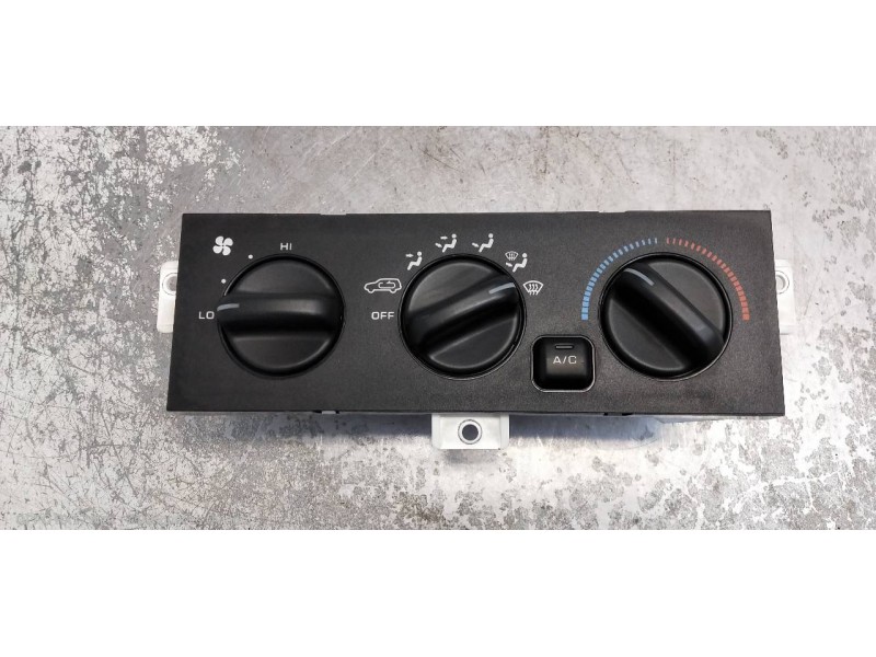 Recambio de mando calefaccion / aire acondicionado para jeep gr.cherokee (zj)/(z) 2.5 turbodiesel referencia OEM IAM   