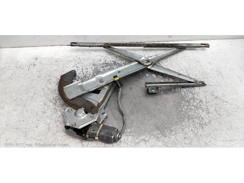 Recambio de elevalunas delantero derecho para jeep gr.cherokee (zj)/(z) 2.5 turbodiesel referencia OEM IAM 56005164 AY0621003993