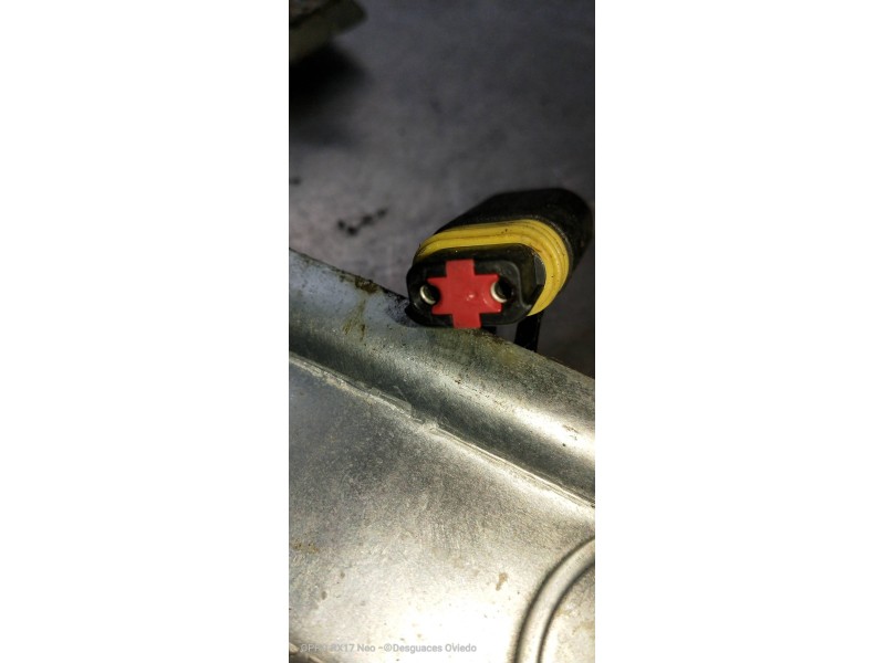 Recambio de elevalunas delantero derecho para jeep gr.cherokee (zj)/(z) 2.5 turbodiesel referencia OEM IAM 56005164 AY0621003993