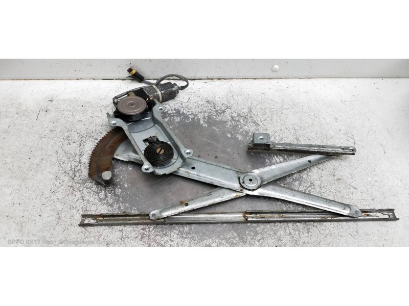 Recambio de elevalunas delantero derecho para jeep gr.cherokee (zj)/(z) 2.5 turbodiesel referencia OEM IAM 56005164 AY0621003993