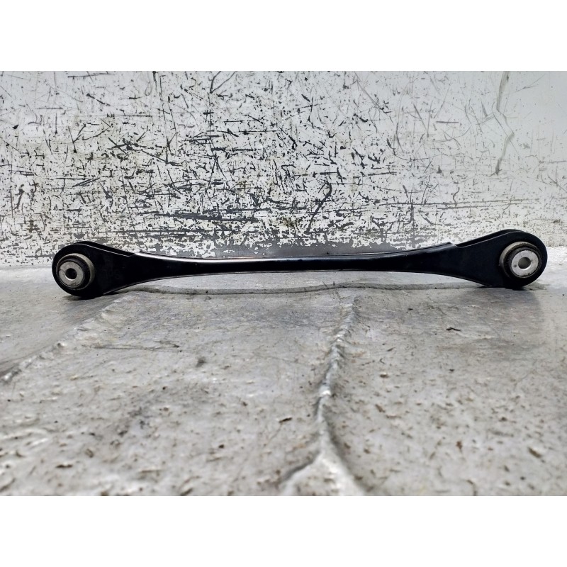 Recambio de brazo suspension superior trasero izquierdo para bmw serie 4 coupe (f32) 435d xdrive referencia OEM IAM 6792527  