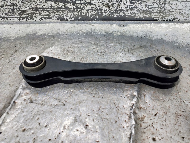 Recambio de brazo suspension superior trasero izquierdo para bmw serie 4 coupe (f32) 435d xdrive referencia OEM IAM   
