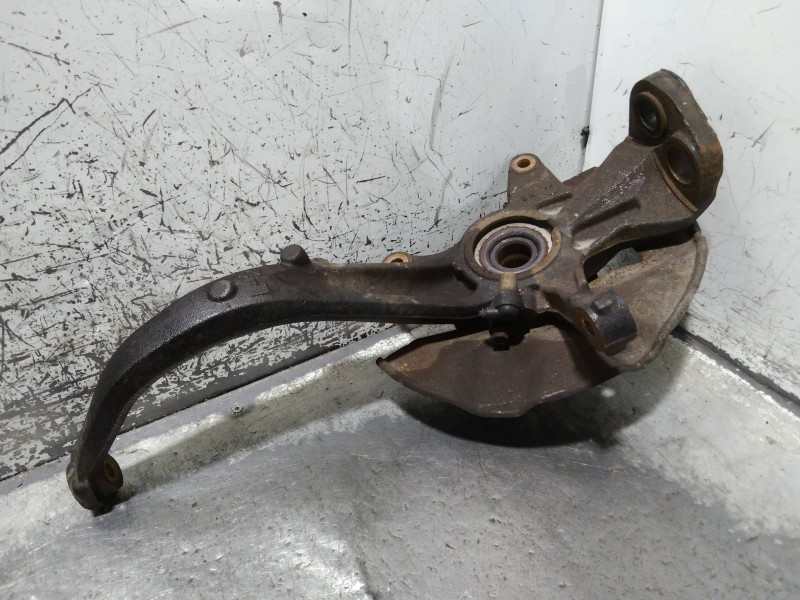 Recambio de mangueta delantera izquierda para mazda 6 berlina (gg) 2.0 crtd 120 active (5-ptas.) referencia OEM IAM   