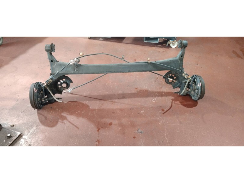Recambio de puente trasero para toyota yaris (ncp1/nlp1/scp1) 1.4 d-4d linea luna referencia OEM IAM   