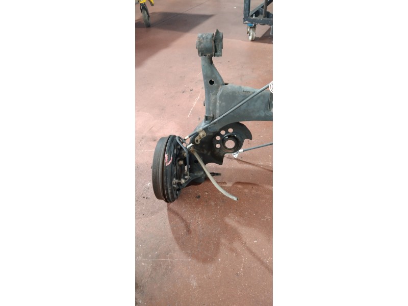 Recambio de puente trasero para toyota yaris (ncp1/nlp1/scp1) 1.4 d-4d linea luna referencia OEM IAM   