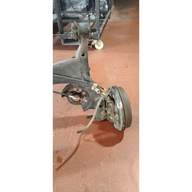 Recambio de puente trasero para toyota yaris (ncp1/nlp1/scp1) 1.4 d-4d linea luna referencia OEM IAM   