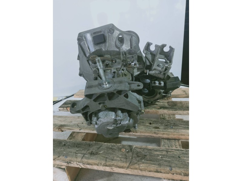 Recambio de caja cambios para lancia ypsilon (101) 1.3 multijet 16v platino (10.2006) referencia OEM IAM 0373641  5V