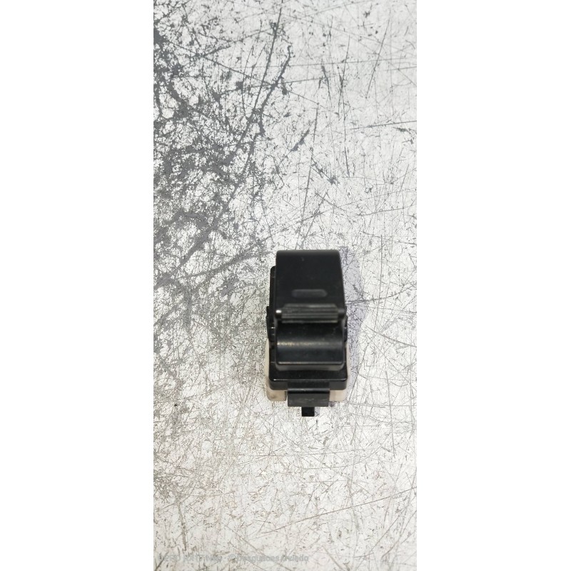 Recambio de mando elevalunas delantero derecho para toyota yaris (ncp1/nlp1/scp1) 1.4 d-4d linea luna referencia OEM IAM   