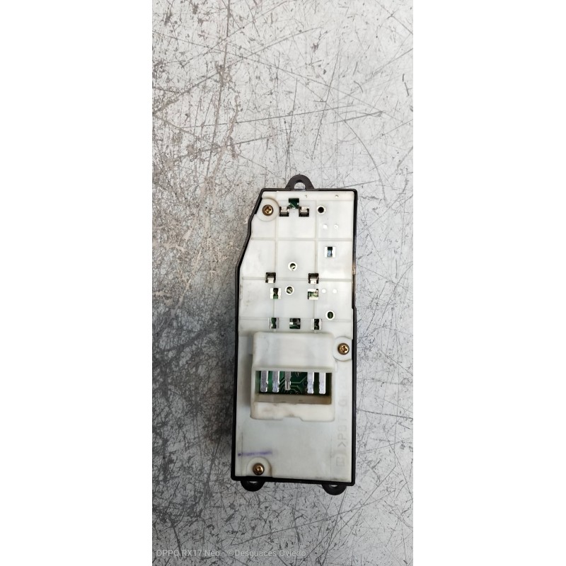 Recambio de mando elevalunas delantero izquierdo para toyota yaris (ncp1/nlp1/scp1) 1.4 d-4d linea luna referencia OEM IAM   