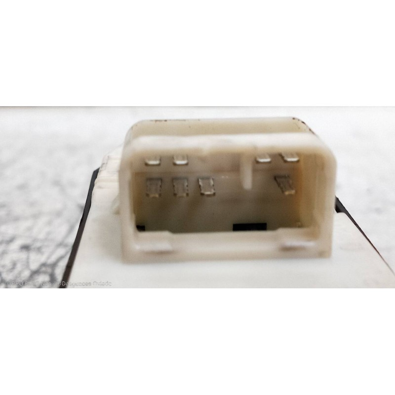 Recambio de mando elevalunas delantero izquierdo para toyota yaris (ncp1/nlp1/scp1) 1.4 d-4d linea luna referencia OEM IAM   