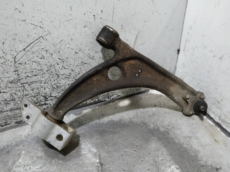Recambio de brazo suspension inferior delantero derecho para volkswagen passat variant (3c5) highline referencia OEM IAM   