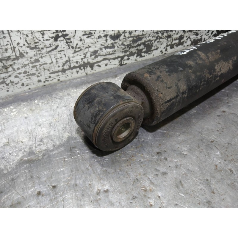 Recambio de amortiguador trasero izquierdo para mercedes clase v (w638) v 230 turbodiesel (638.274) referencia OEM IAM   