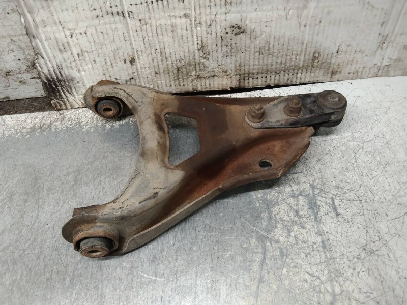 Recambio de brazo suspension inferior delantero izquierdo para renault clio i fase i+ii (b/c57) 1.2 referencia OEM IAM   