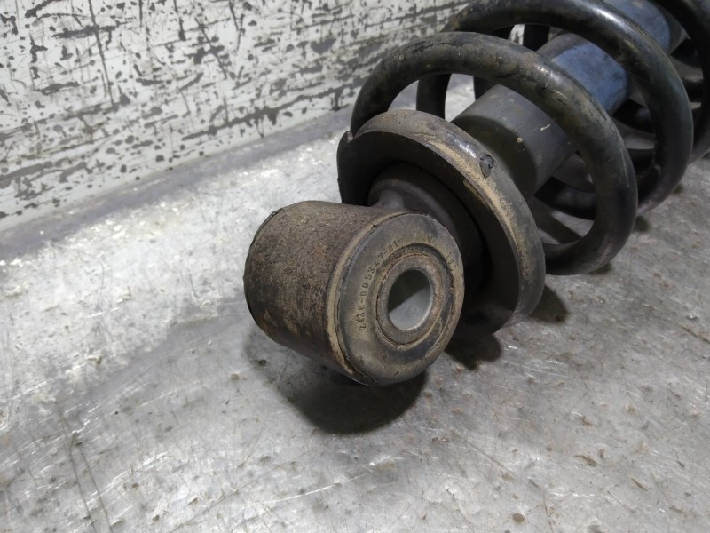 Recambio de amortiguador trasero derecho para audi 80 1.9 tdi referencia OEM IAM   