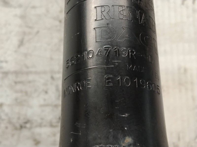 Recambio de amortiguador trasero izquierdo para dacia sandero comfort referencia OEM IAM 562104719R  