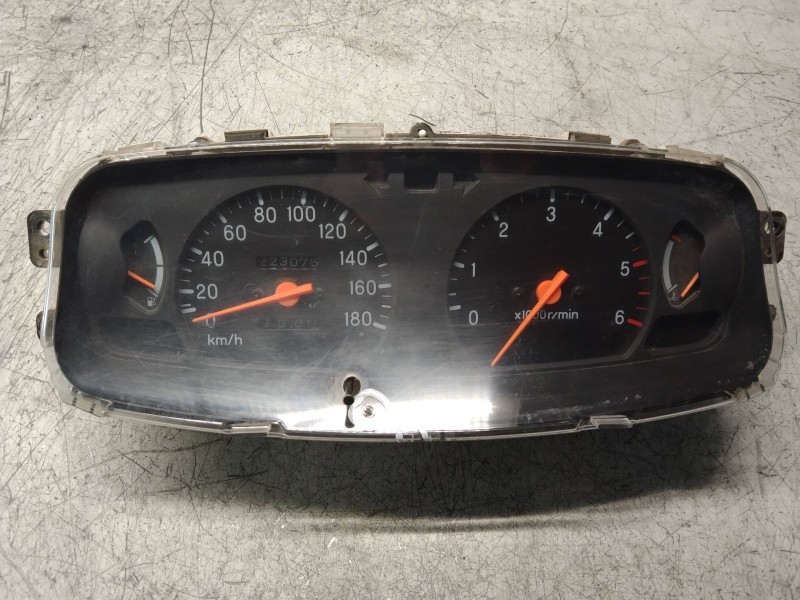 Recambio de cuadro instrumentos para mitsubishi l 200 (k6/7) 2.5 turbodiesel referencia OEM IAM MR480307  