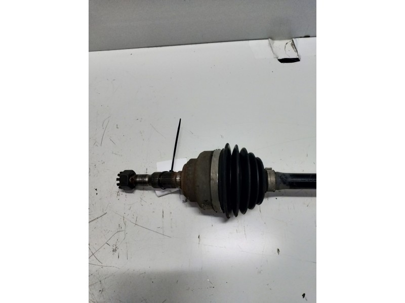 Recambio de transmision delantera derecha para opel zafira a elegance referencia OEM IAM B29  