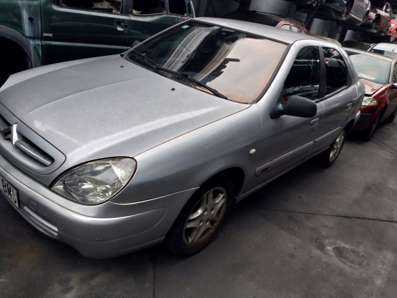 citroen xsara berlina del año 2001