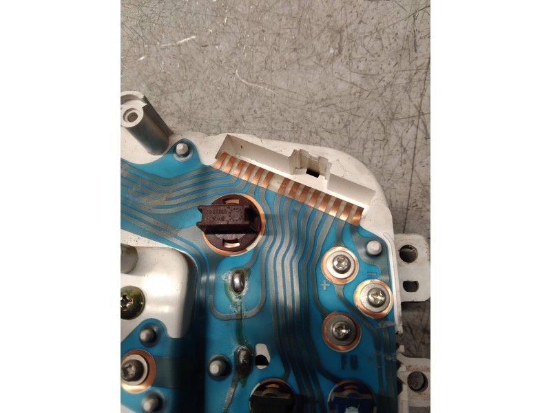 Recambio de cuadro instrumentos para mitsubishi l 200 (k6/7) 2.5 turbodiesel referencia OEM IAM MR480307  