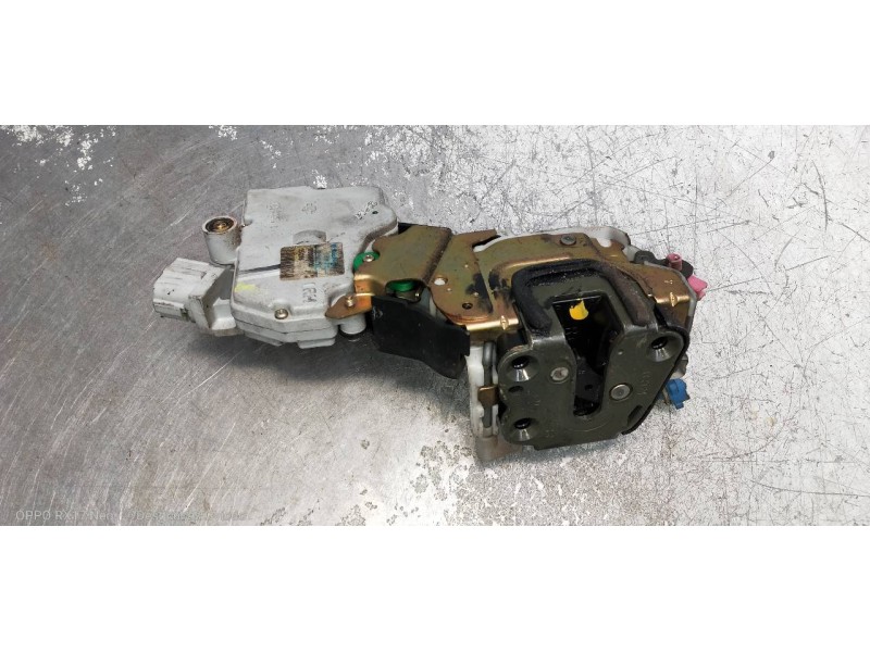 Recambio de motor cierre centralizado delantero derecho para nissan maxima qx (a32) 2,0 se (1997) referencia OEM IAM 805525F700 